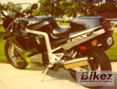 1989 Suzuki GSX-R 750 photo